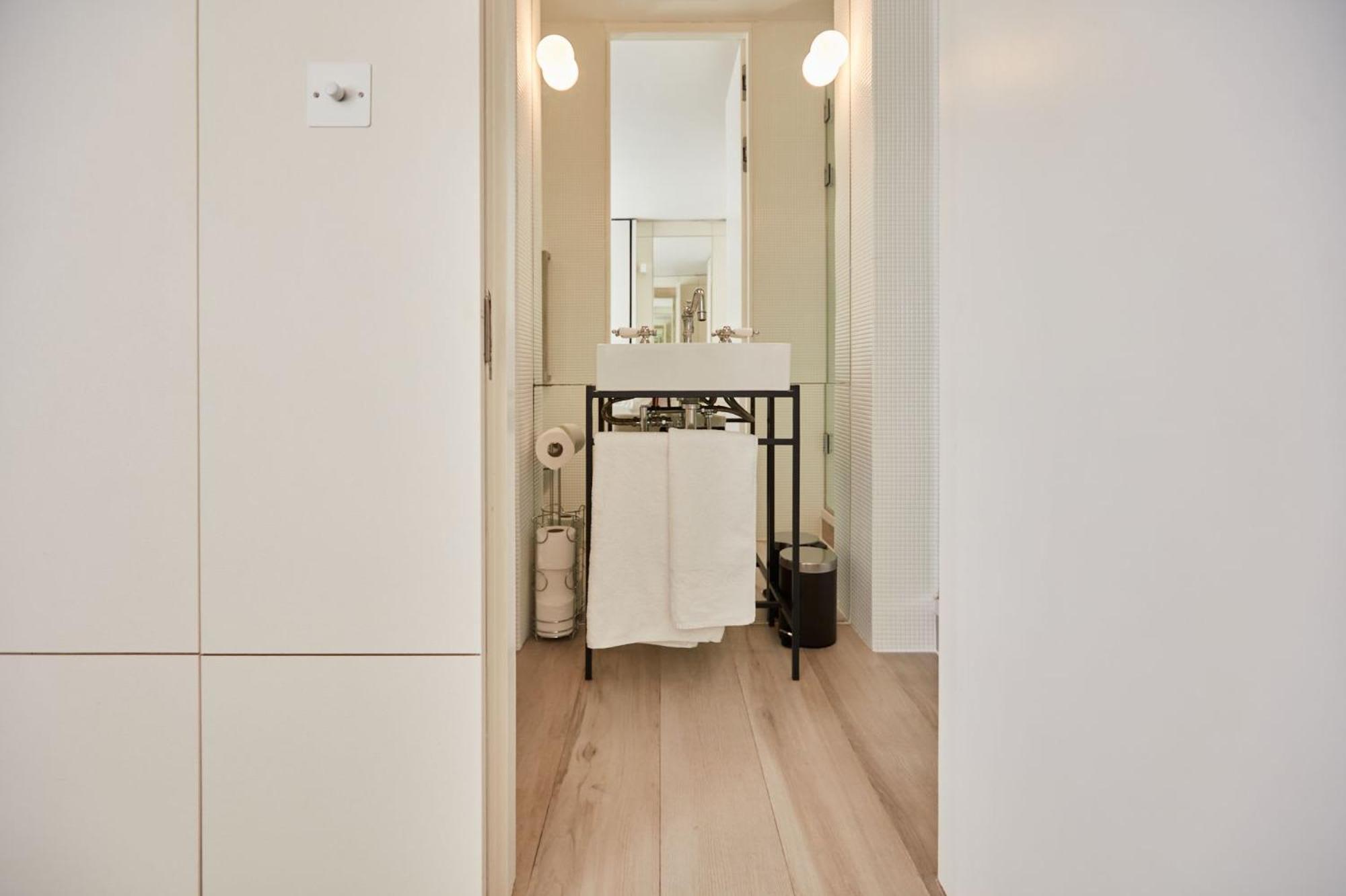 Appartement Luxury West Living In Loftus Road Londen