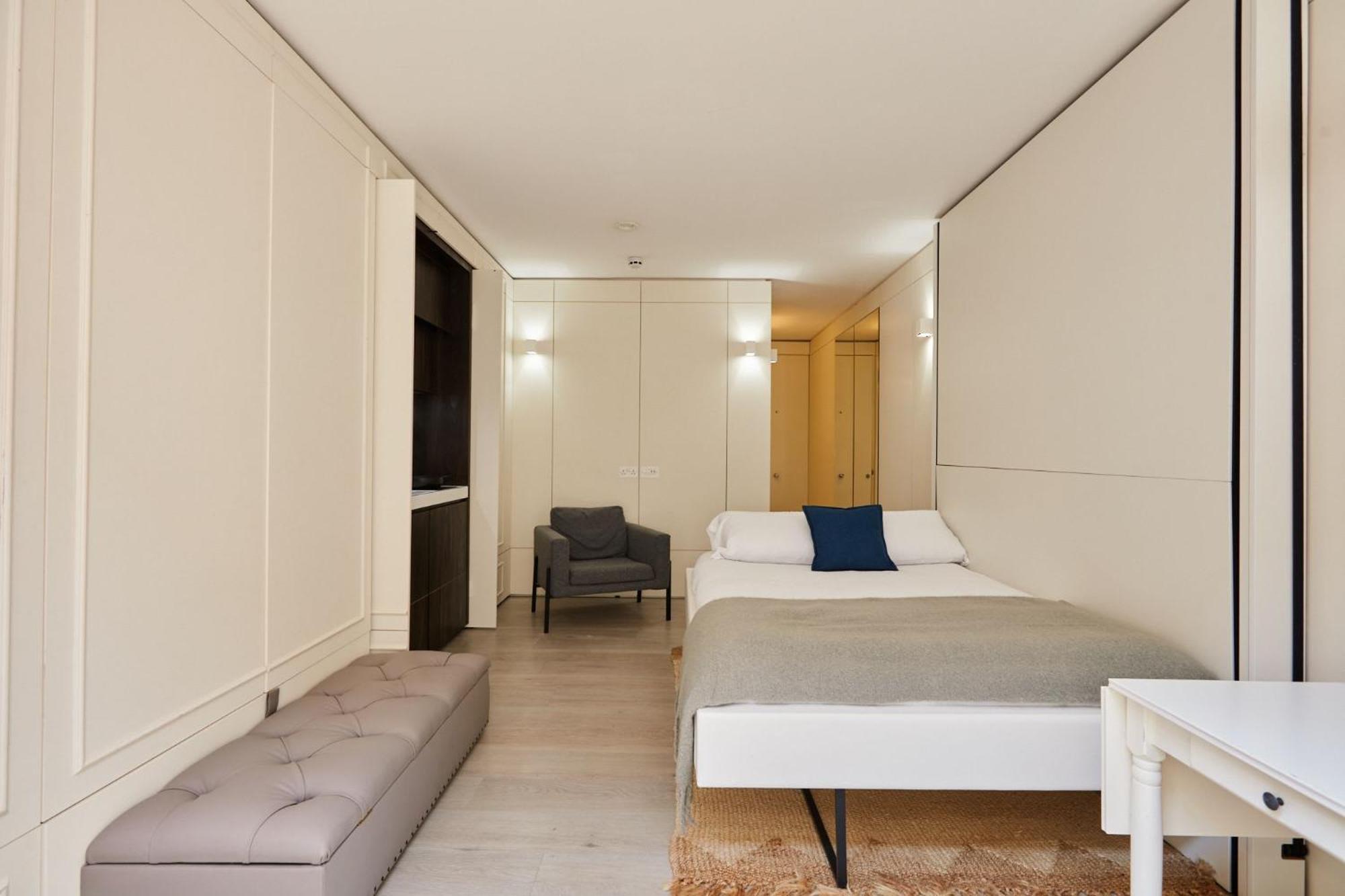 Luxury West Living In Loftus Road